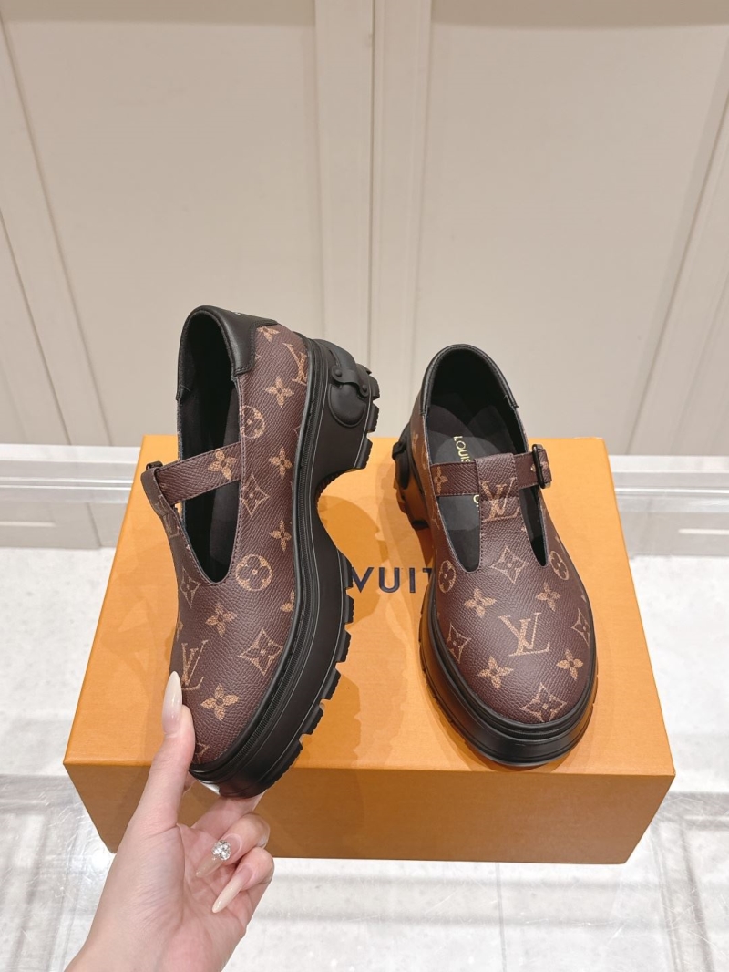 l0vis Vvtt0n loafers